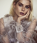 002.jpg